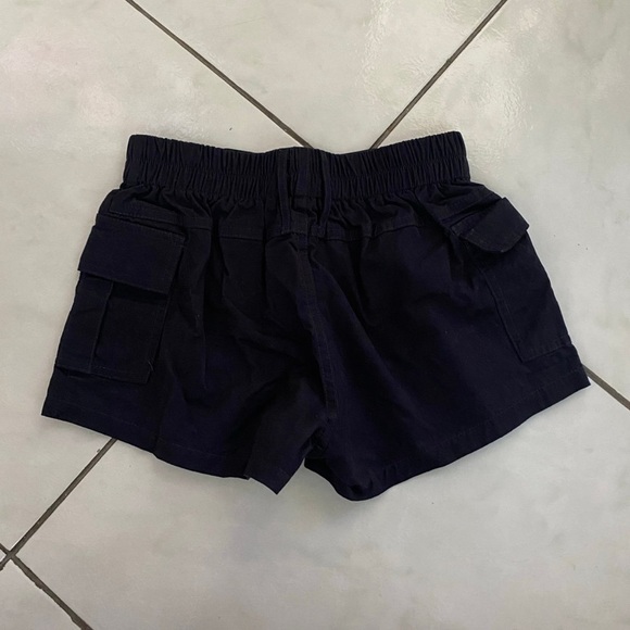 Low Waist Mini Cargo Shorts - Picture 4 of 4